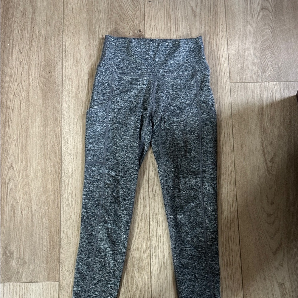 Aerie Gray Knit Leggings